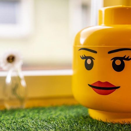 Farbenfrohe Altbauwohnung, Top Ausstattung FDH Exterior foto